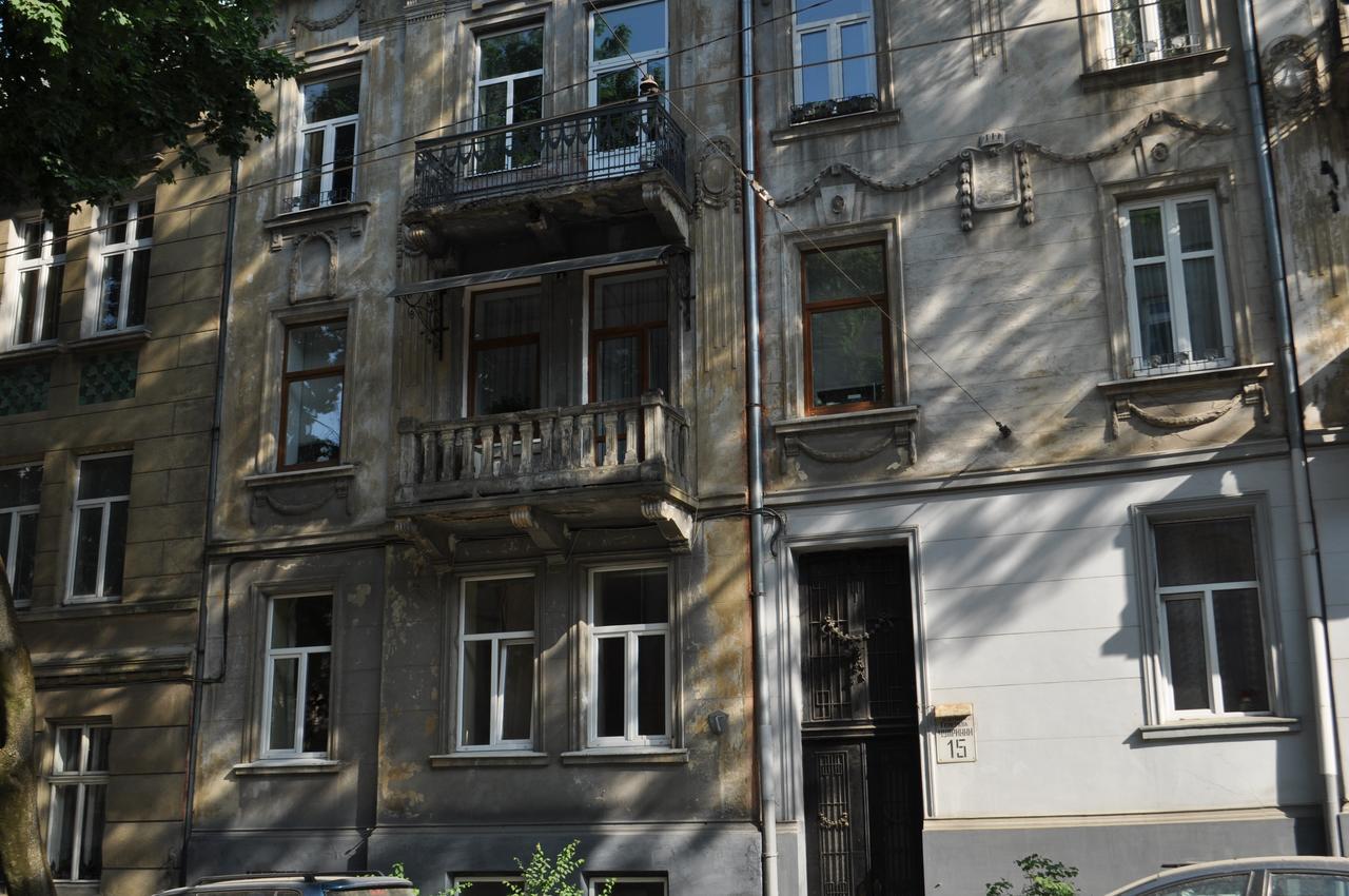 Apartament-Minihotel Elpida Lviv Exterior photo